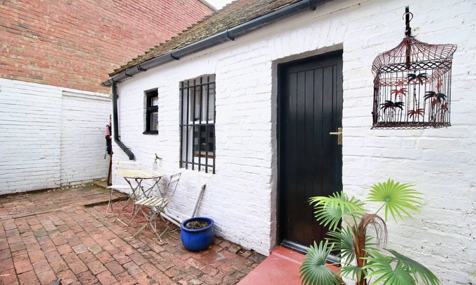 Seaford Cottage | The Little cottage Seaford