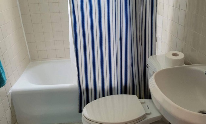 East Little Havana Apartment | The Little Habana at Marlins Apt #8