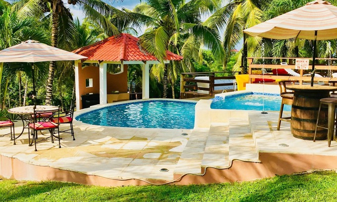 San Ignacio Hotel | The Log Cab Inn Resort