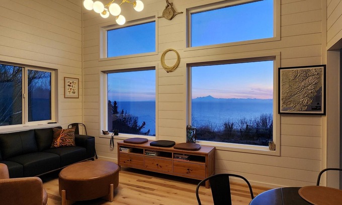 Clam Gulch Cottage | The Lookout at Old Cannery Ranch