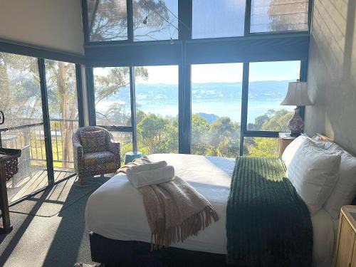 Grindelwald Hotel | The Lookout Studio Tamar Ridge Apartment