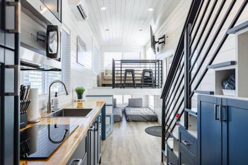 Apple Valley House | The Mesa Getaway
