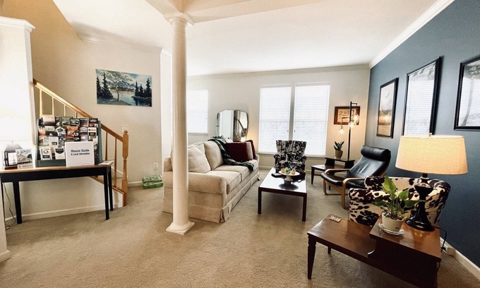 Woodstock House | The Mews Upon Shenandoah