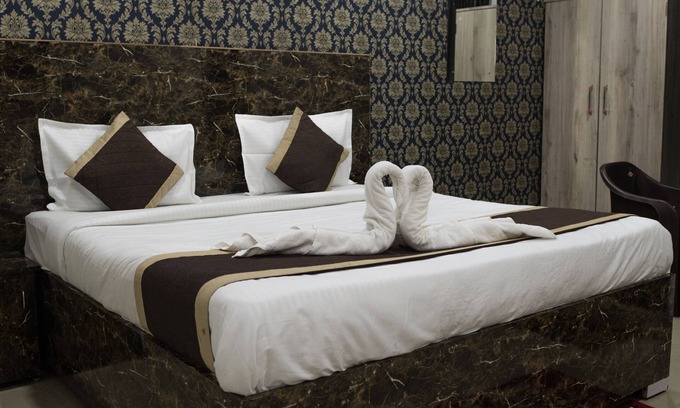 Rasulgarh Hotel | THE MIDLAND