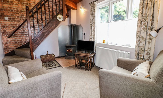 Somersal Herbert Cottage | The Mill Wheel