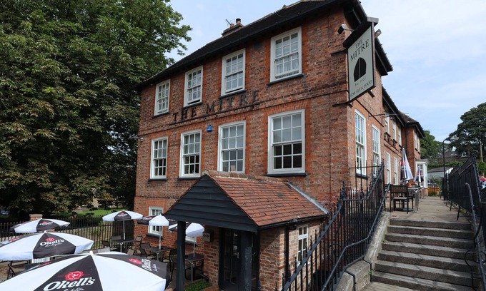 Knaresborough Hotel | The Mitre Inn