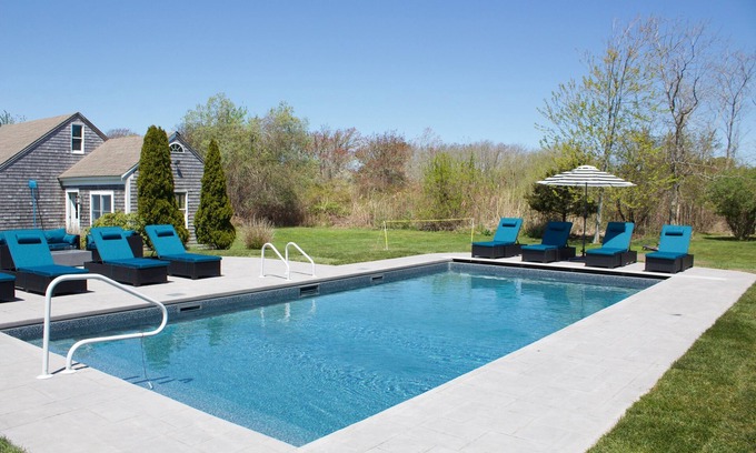 West Dennis House | The Moor-A-Sea: 128-D West Dennis – Heated Pool, Walk to Beach