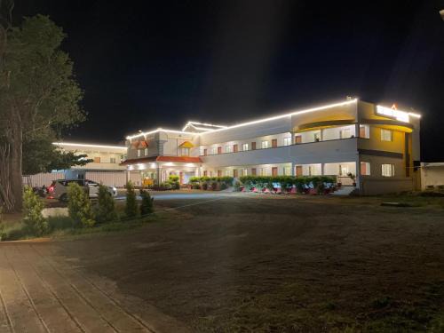 Tenkasi Hotel | THE MOUNT VIEW CASTLE HOTELS and RESORTS