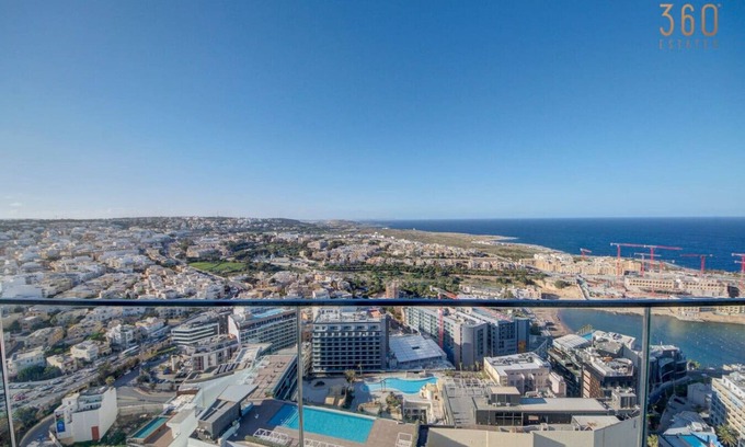Paceville Apartment | The official seafront Mercury Suites, LUX all over