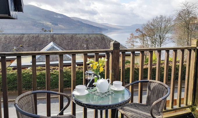 Fearnan Cottage | The Old Post Office on Loch Tay