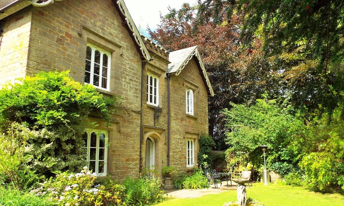 Berry Hill Bed & Breakfast | The Old Vicarage B&B