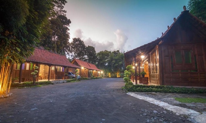 Borobudur Hotel | The Omah Borobudur
