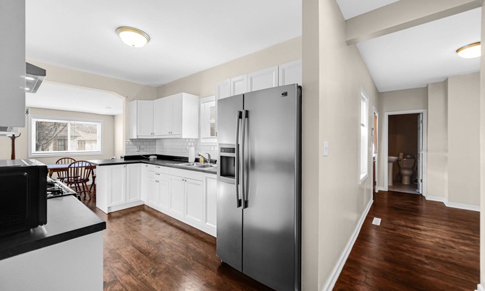Ottawa House | The Pad on Pine - Ottawa’s Best!