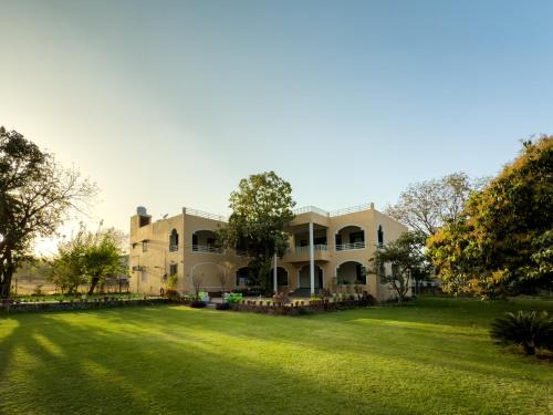 Udaipur District House | The Pavilion Udaipur - A Luxury Pet Friendly Stay in Udaipur