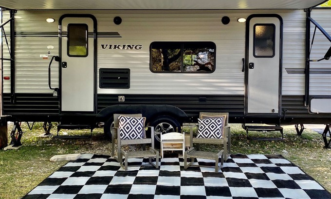 Boerne Cabin | The Pearl at Hill View -in the Texas Hill Country