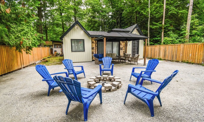 Balm Beach Cottage | The Perfect Tiny Escape in Balm Beach for you and your family!