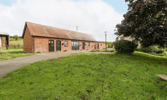 Usk House | The Pheasant One