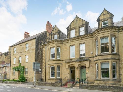 South Charlton House | The Physicians House