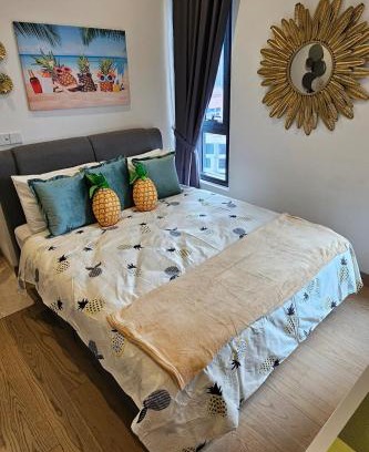 Pudu Apartment | The Pineapple Jr Suite with Gorgeous Pools