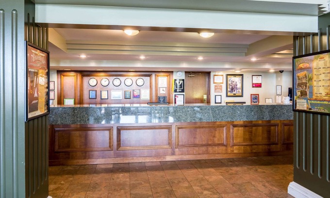 Hagerstown Hotel | The Plaza Inn & Suites