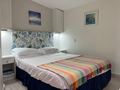 Sandy Lane Apartment | The Pod, access to Pool & Beach Club, Sunset Crest