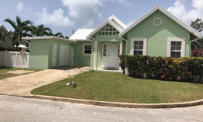 Apple Hall Villa | The Pool House-Atlantic Rising, by the stunning Bottom Bay Beach- June discount