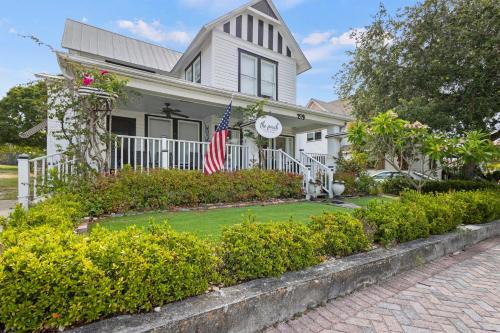 Fort Pierce House | The Porch at Fort Pierce