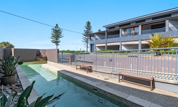 Lennox Head Apartment | The property is fully equipped for beach life.