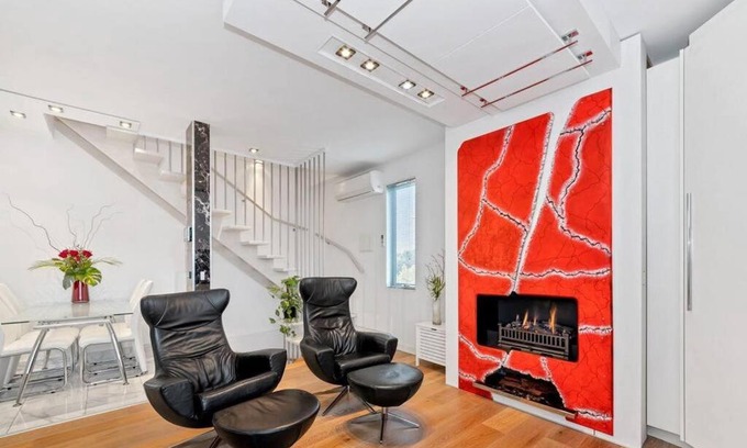 Caulfield North Apartment | The Red Ember Retreat