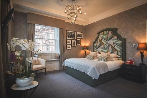 West End Hotel | The Rutland Hotel & Apartments