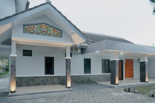 Ngaglik House | The Samora Living