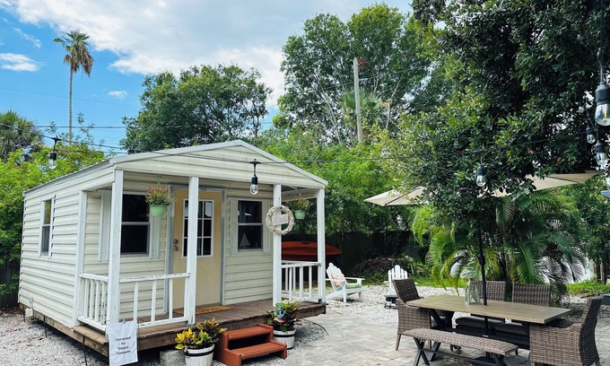 Crystal Beach House | The Sand Dollar