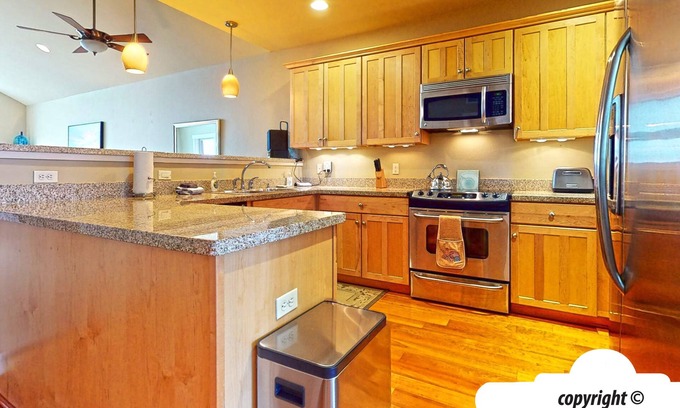 Seaside House | THE SANDBOX at Seaside Beach - Riverfront