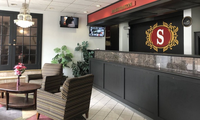 Schenectady House | The Schenectady Inn & Suites