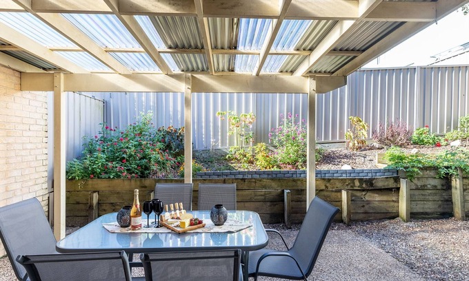 Corlette House | The Seahorse, 3a Seahorse Close