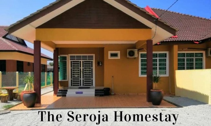 Kuala Terengganu House | The Seroja Homestay Gong Badak