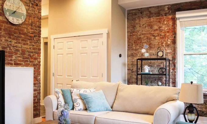 Butchertown Apartment | The Sidecar Suite Butchertown