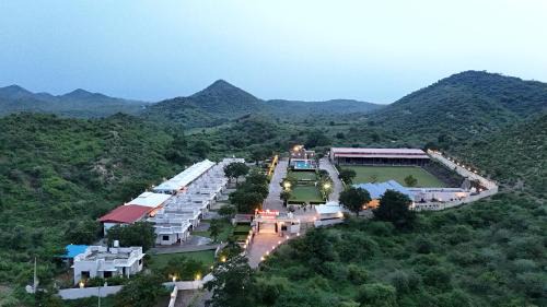Nathdwara Hotel | The Sky Imperial Nakoda Green Valley Resort