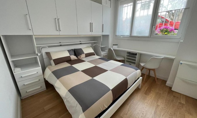 Ripamonti Corvetto Apartment | The Small White House In Milan