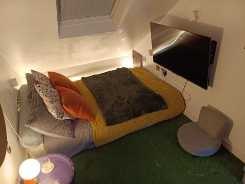 Holborn and Covent Garden House | The Snug in a Quaint English Mews House