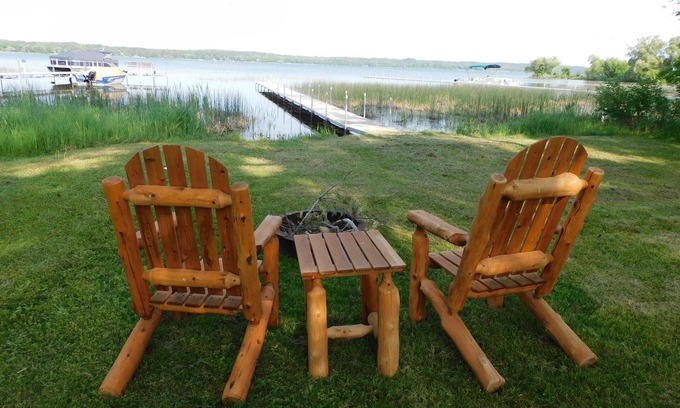 Backus Cabin | The Sooner by the Lake