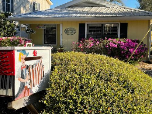 Saint Simons Island House | The Squeezebox