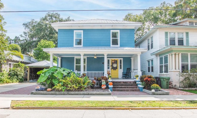 Downtown Historic District House | The Starling History and Charm Awaits
