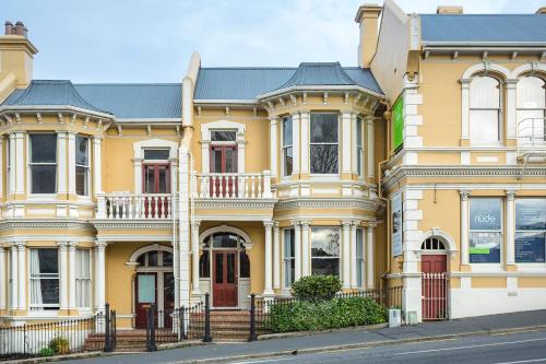 Dunedin City Centre House | The Stuart Street Terraced House