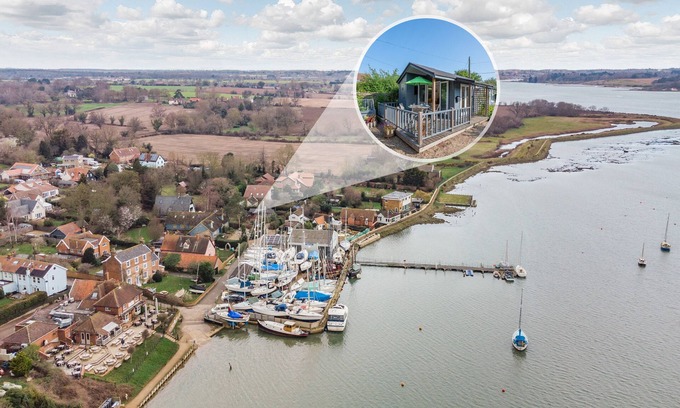 Waldringfield House | The Studio - One Bedroom House, Sleeps 2