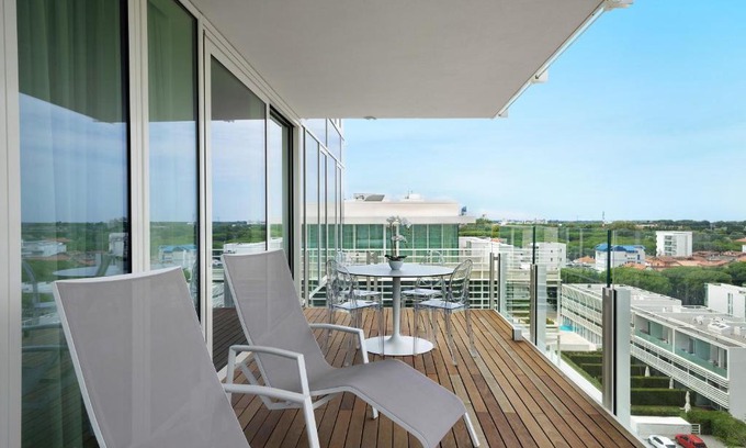 Jesolo Apartment | The Summer Houses Lagoon with Spa