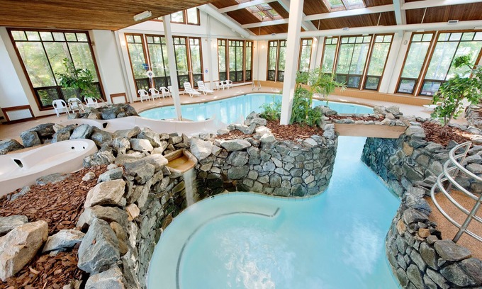 Laconia Hotel | The Summit Resort