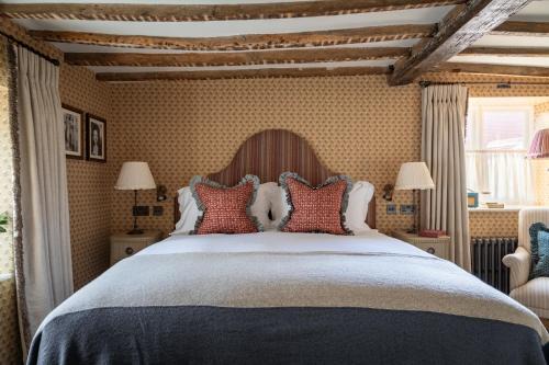Pulborough Hotel | The Swan Inn