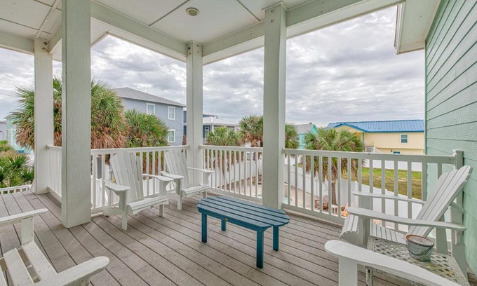 Safe Harbor House | The Tipsy Turtle MCR682