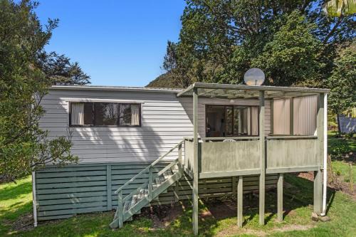 Waihau Bay House | The Treehouse- Whanarua Bay